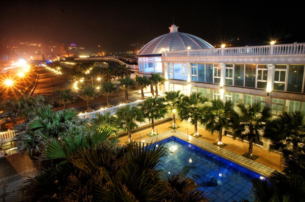 White House Hot Spring Beach Resort Wanli Exterior foto